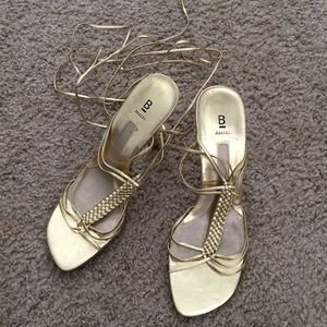 Bakers Gold Braided Tstrap tie up heels